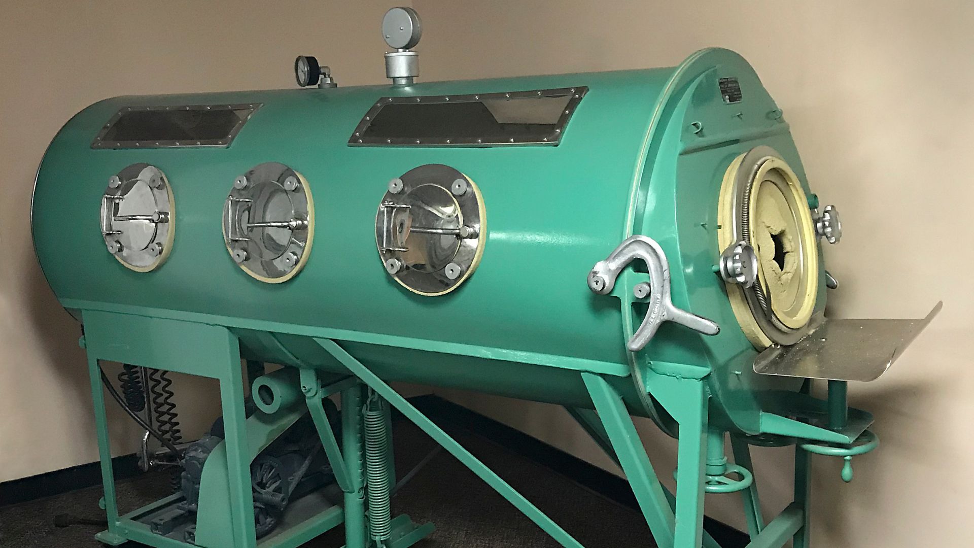 iron-lung-ventilators-icu-all-have-their-origins-in-the-polio-epidemic