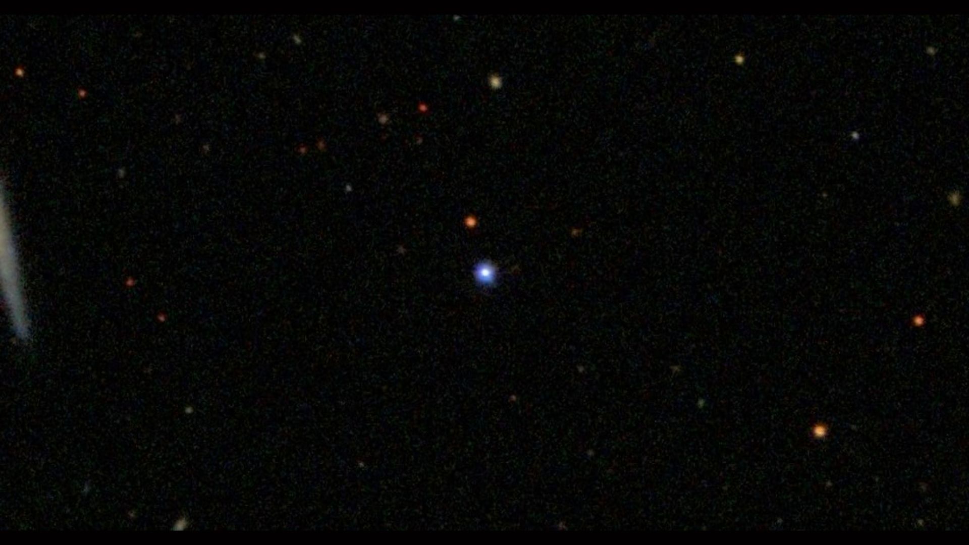 Image de la galaxie TON 618. 