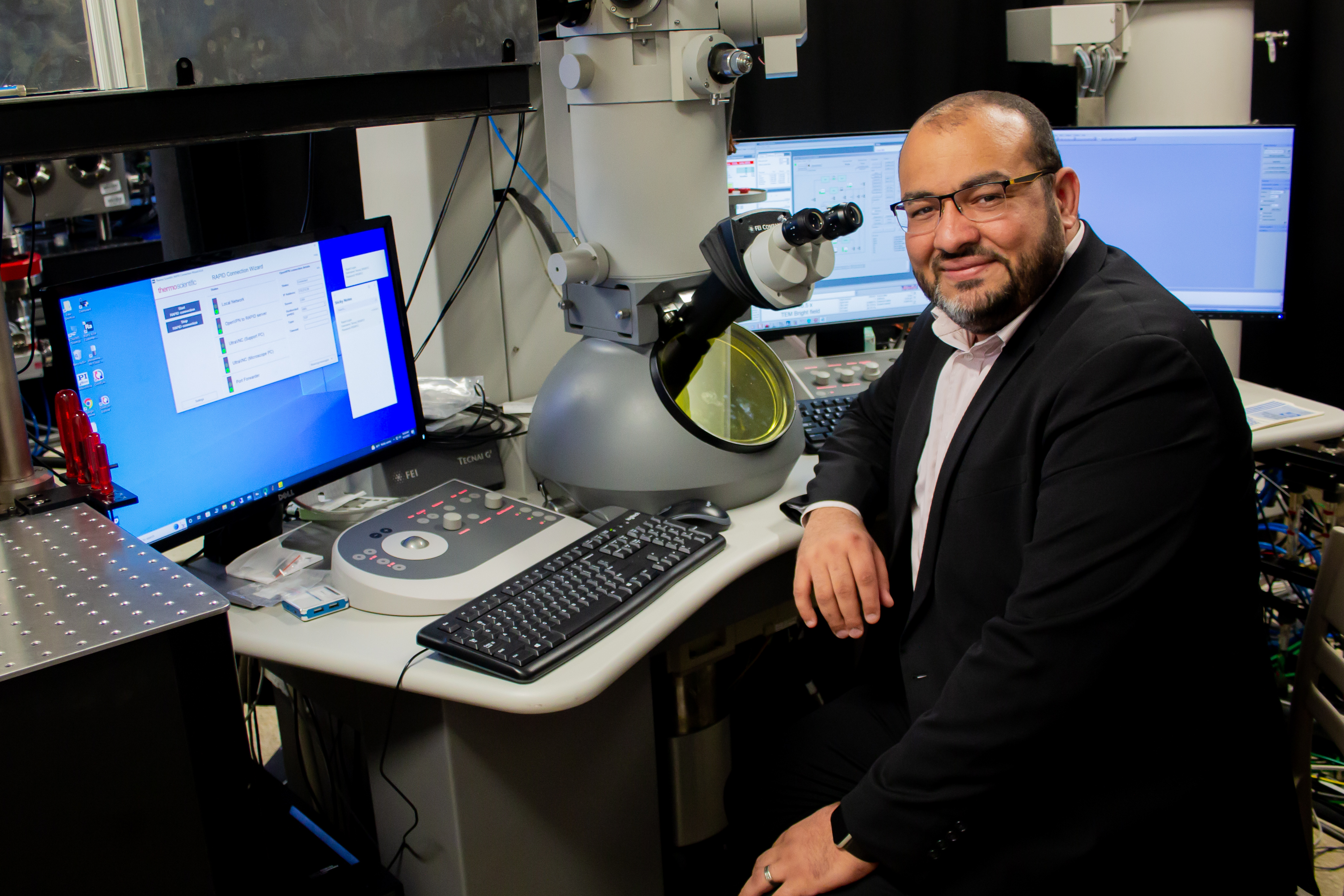 University of Arizona unveils 'world’s fastest' electron microscope