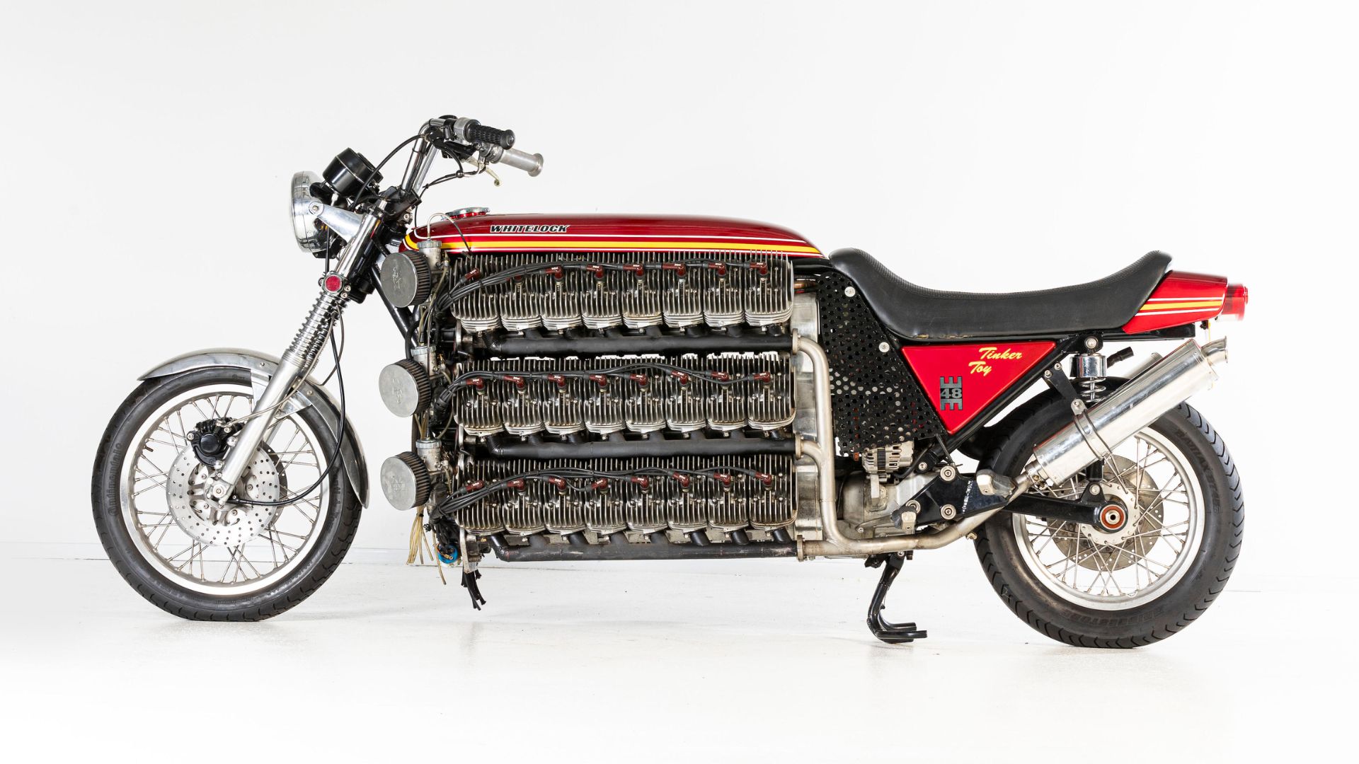 Photos: 4200cc 'Tinker Toy' bike sets Guinness record with