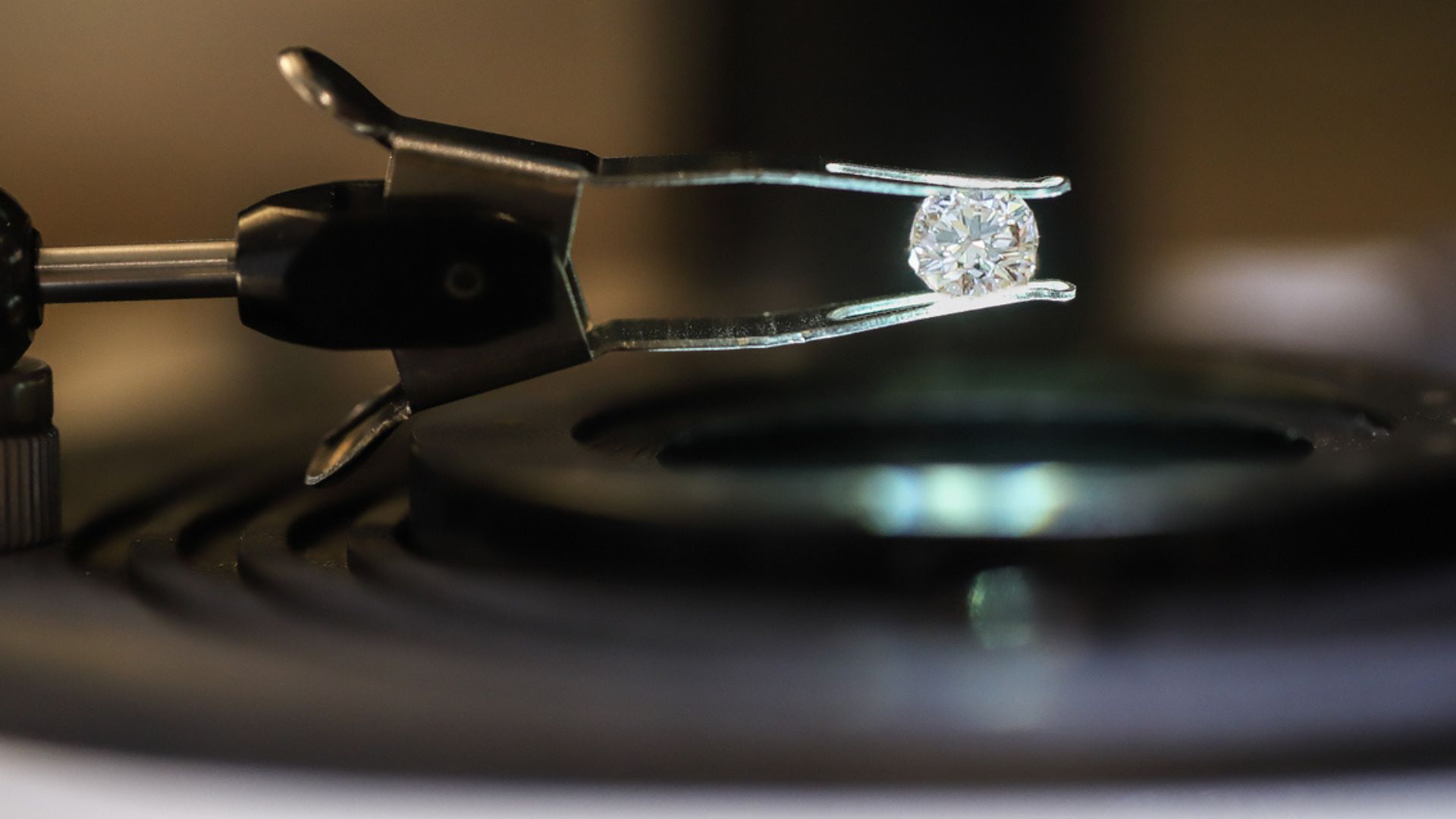 China hits record-breaking 1.85 terabytes of data storage in diamonds