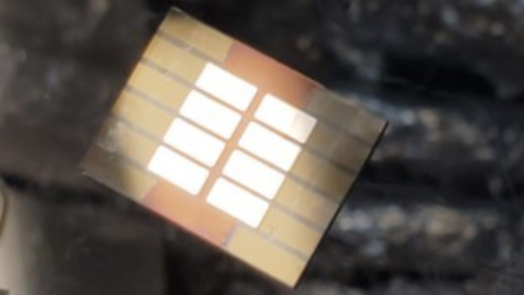 50x more stability: Organic solar cells’ efficiency gets 56% boost with liquid crystals