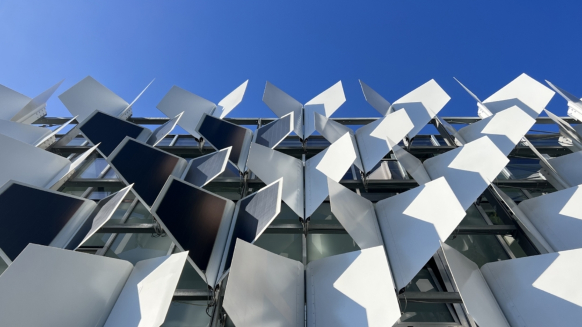 Smart facade moves like living organism to cool buildings in Germany