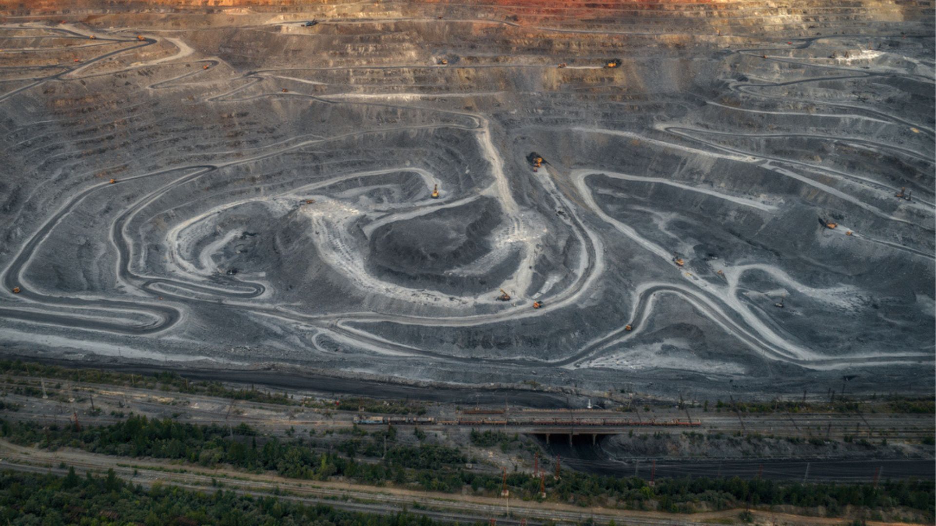 South America find 13 million tons in copper, gold, silver deposits