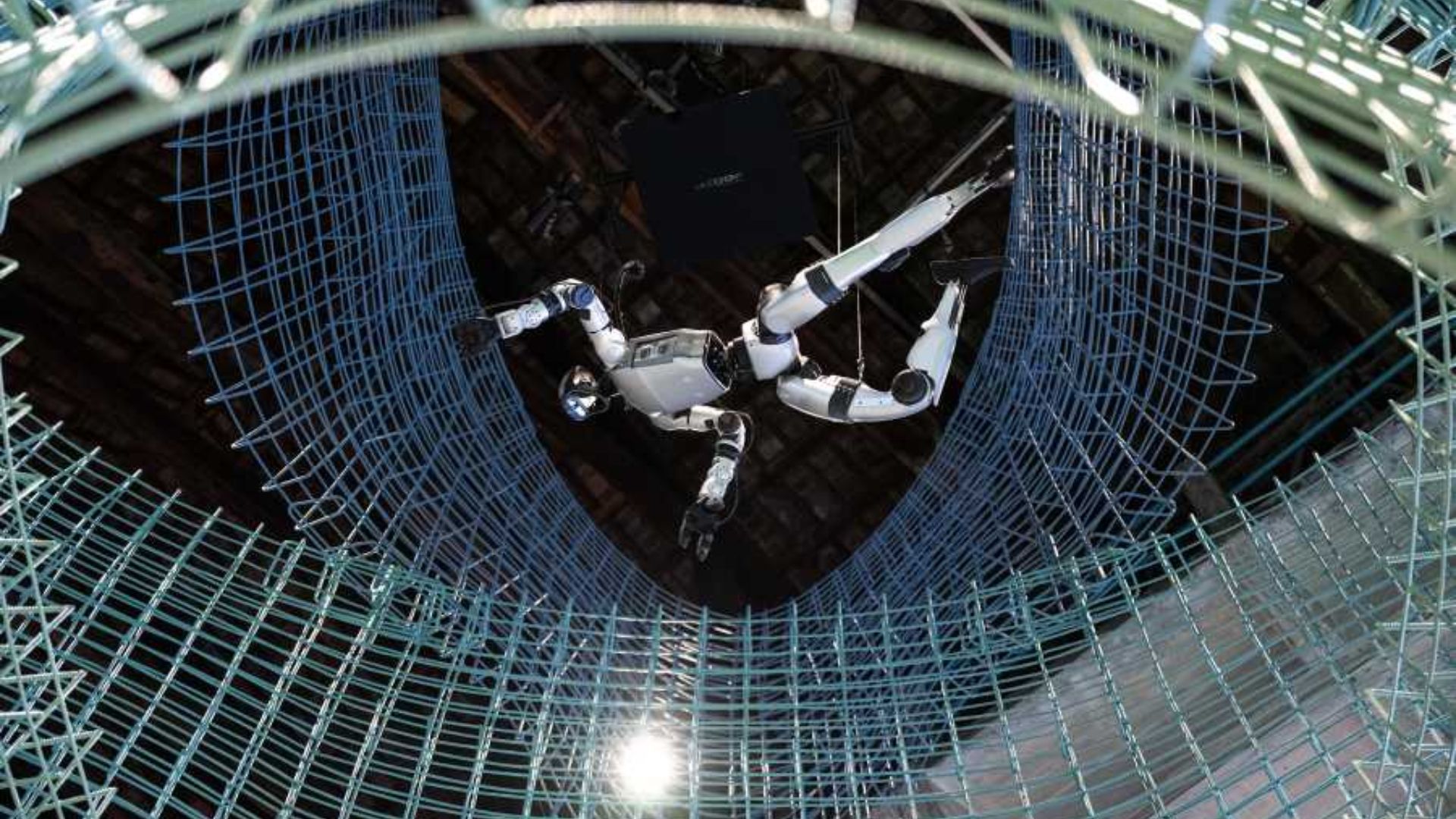 Robots automate steel bar work to speed up and reshape construction