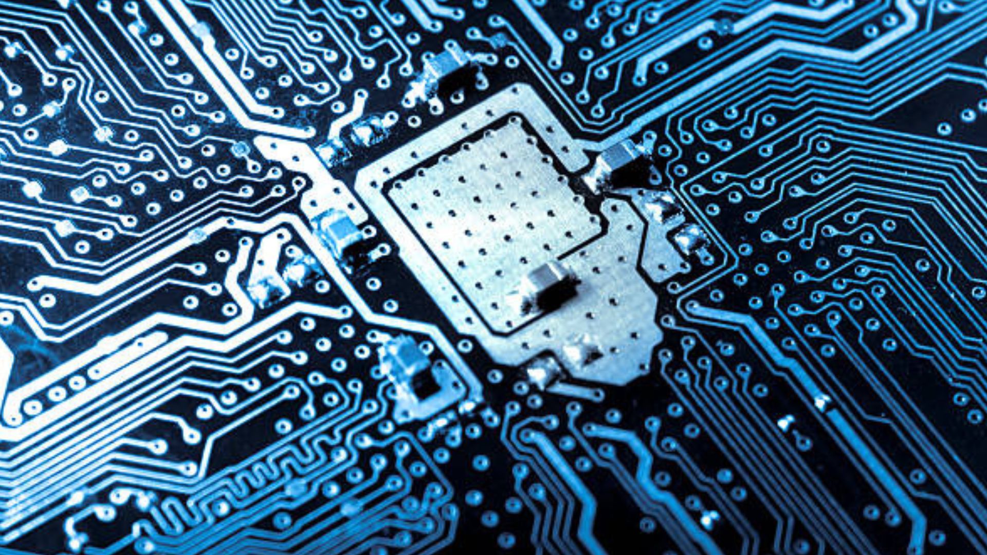 Silicon-free transistors with high electron mobility built in Japan