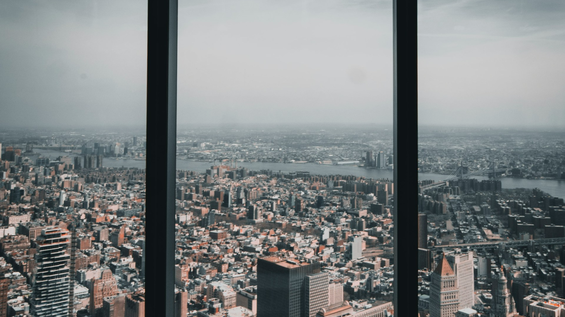 Korea's new smart window cuts 80° Fahrenheit temperature, urban glare