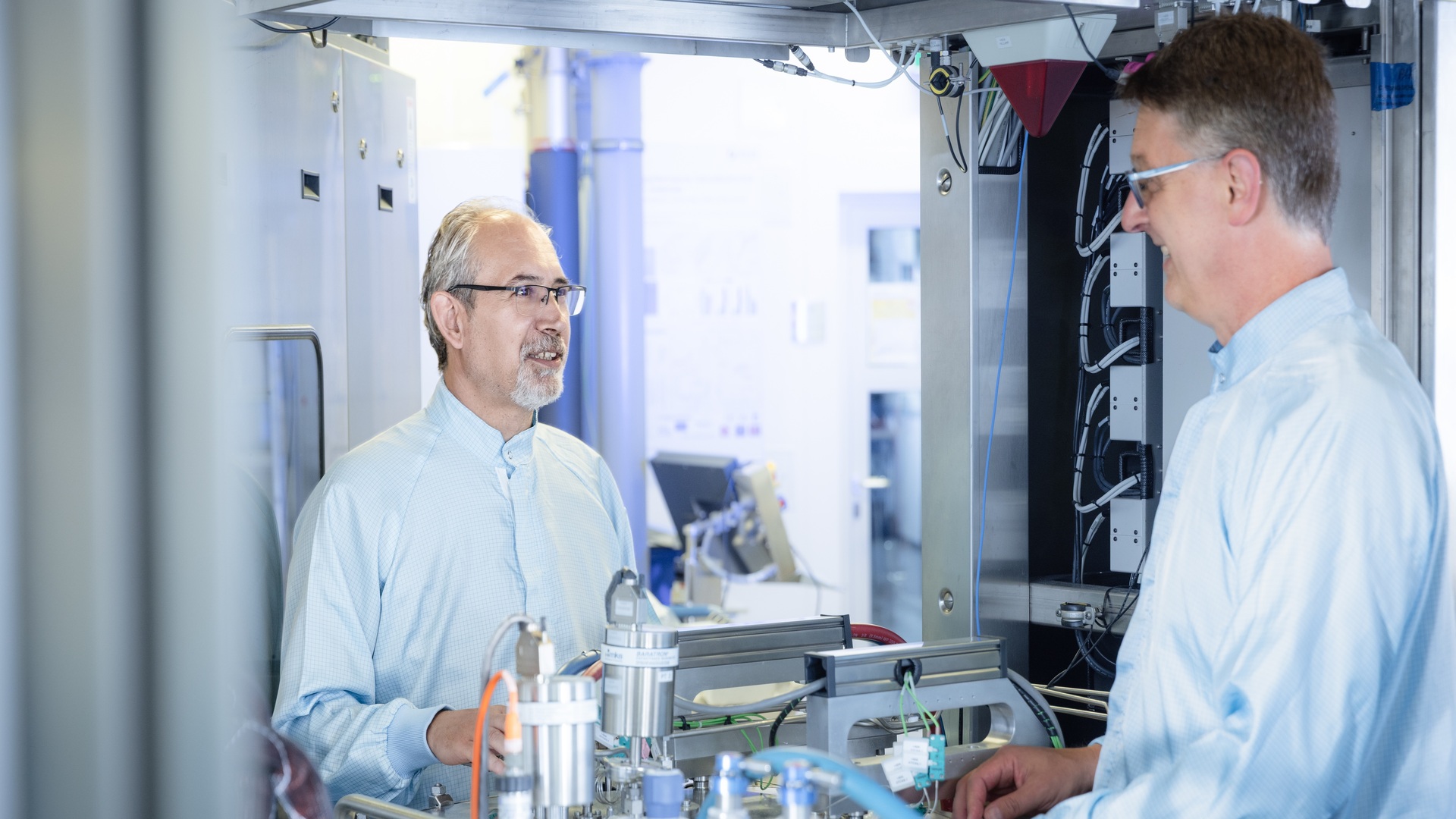 Germany creates first-ever hybrid alloy for next-gen quantum chips