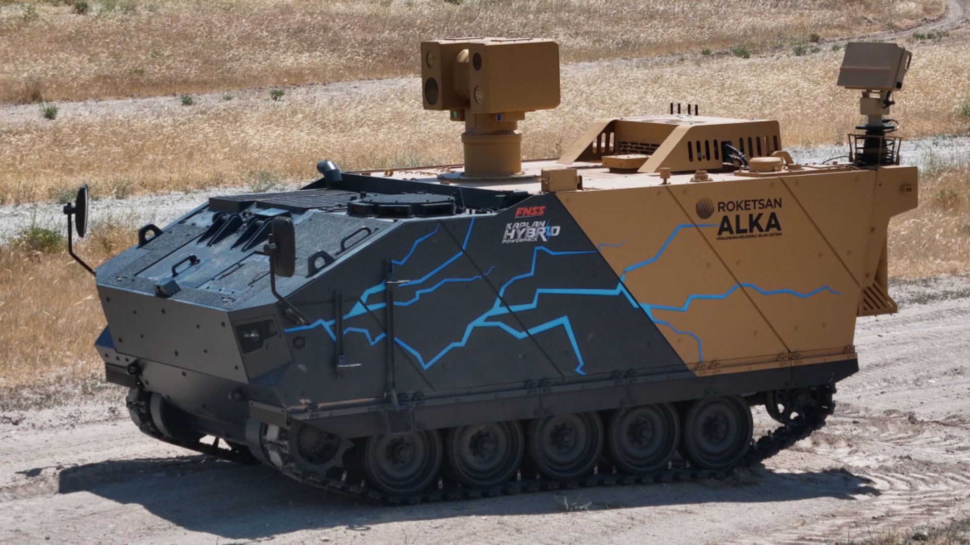 Turkey unveils ‘world’s first’ tank that jams, fries drones mid-air
