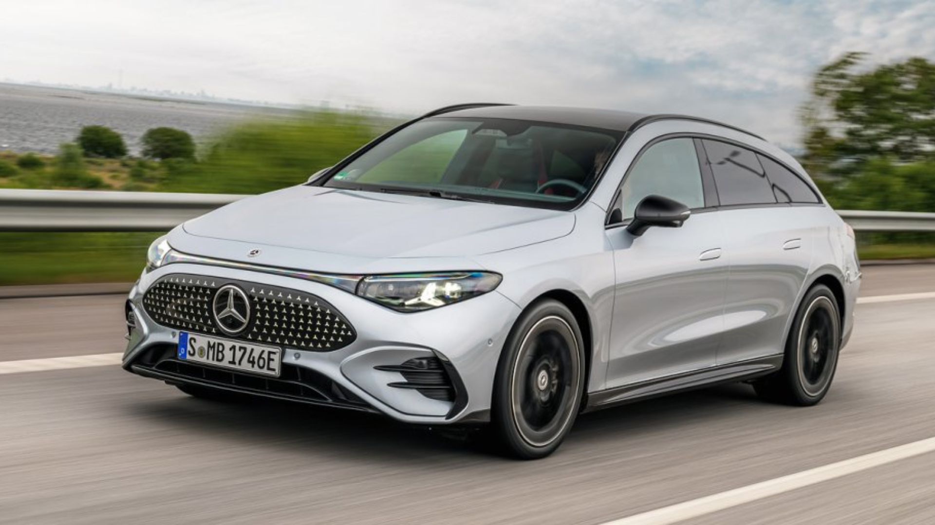 Chiếc wagon điện hoàn toàn mới của Mercedes sạc được 192 dặm chỉ trong 10 phút