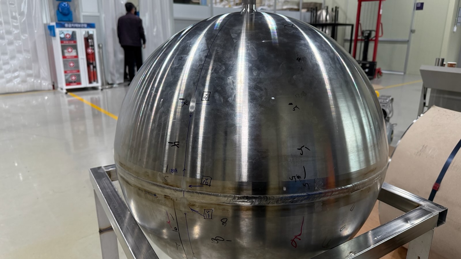 World's first 3D-printed rocket part survives cryogenic pressure test