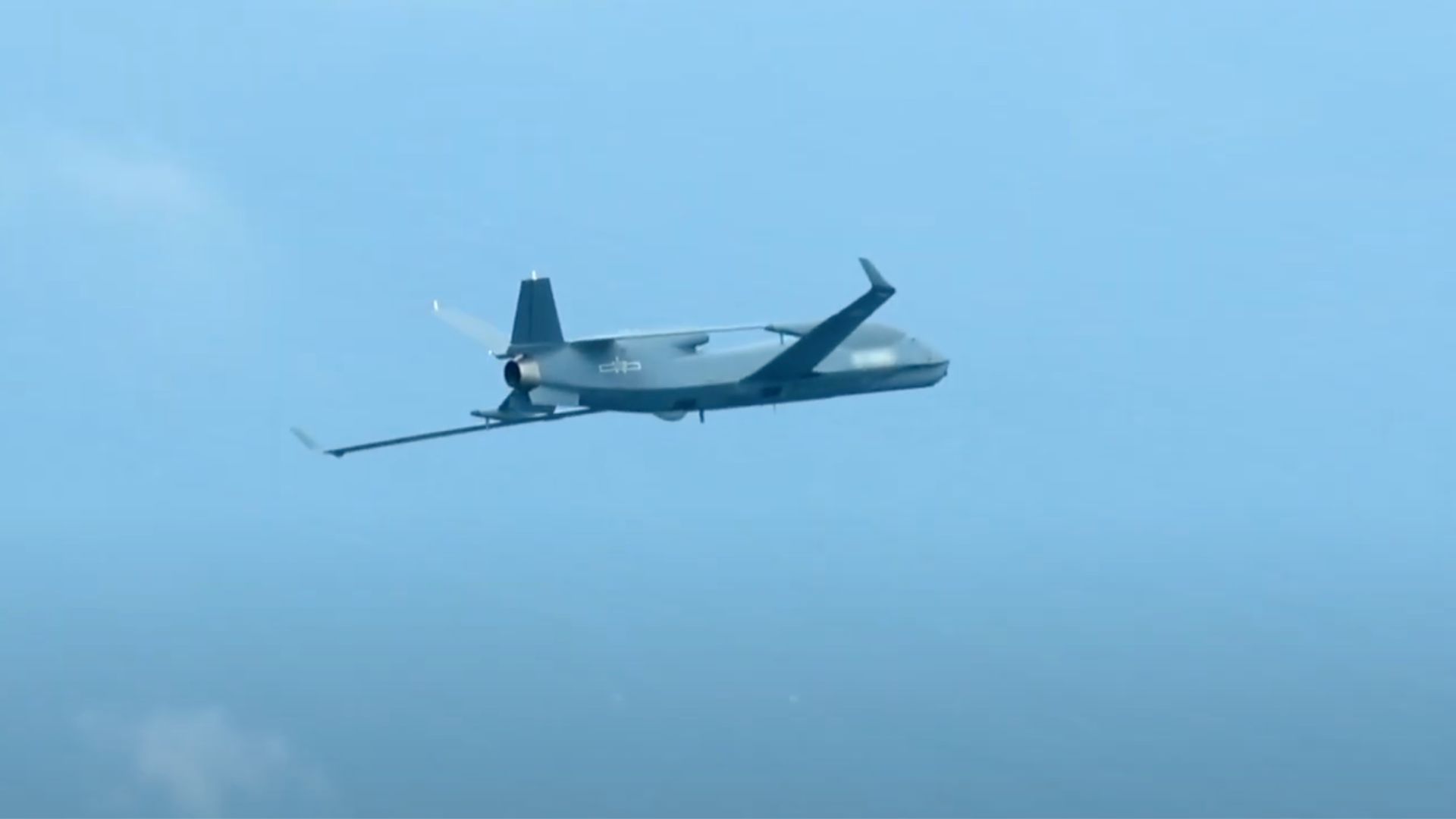 Video: Trung Quốc tuyên bố lần đầu săn tìm ‘tàu chiến thù địch’ bằng drone