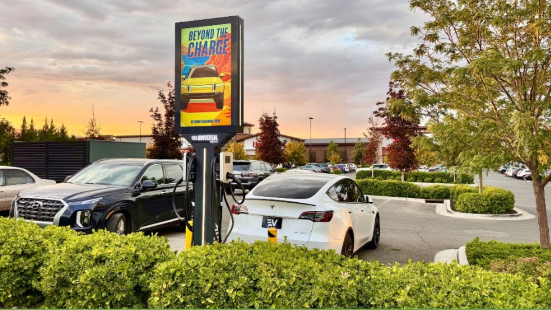 US: ‘EV Totem’ combines EV charging with digital billboards