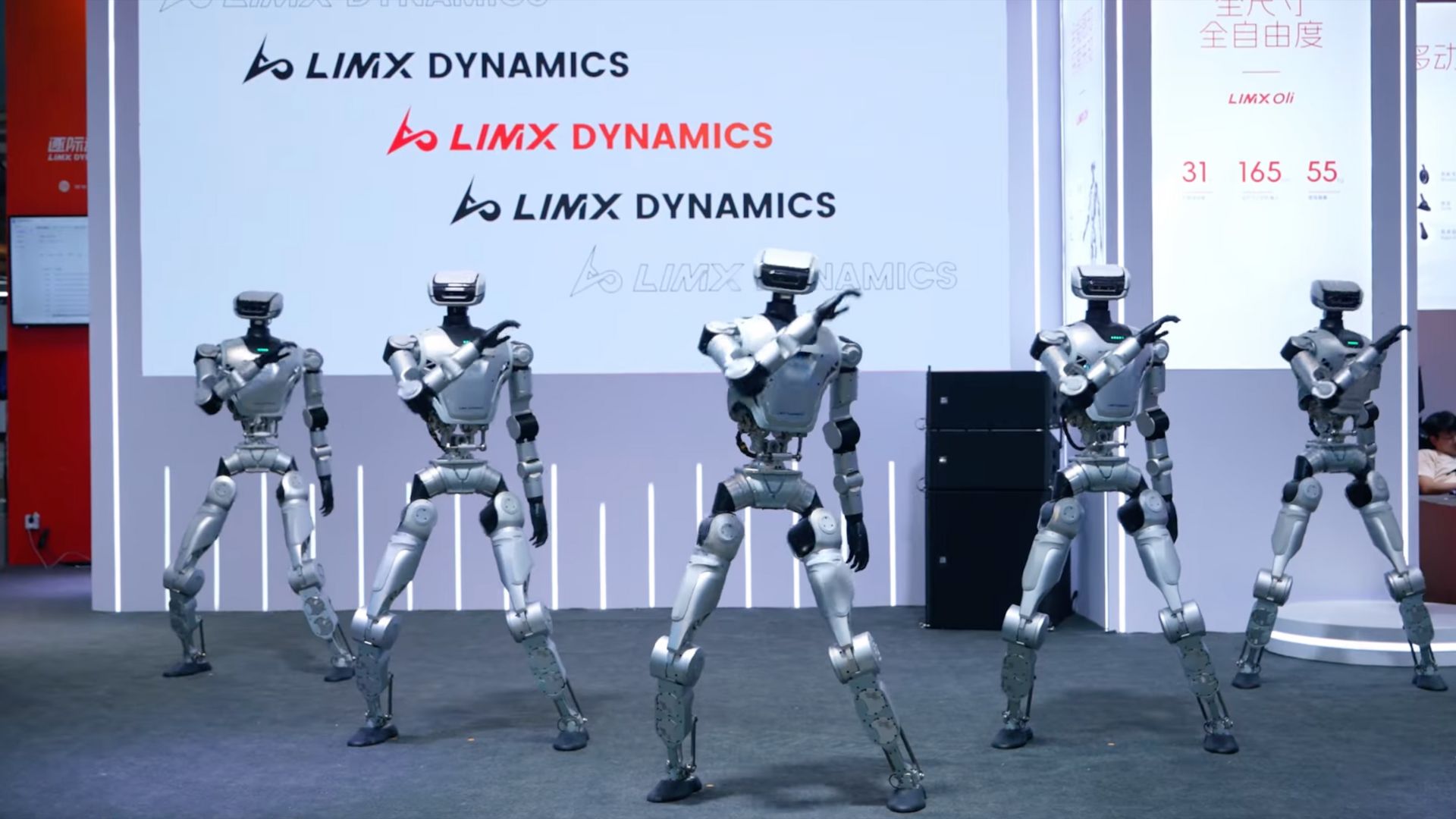 China's humanoid robots impress with ballet moves on dance debut