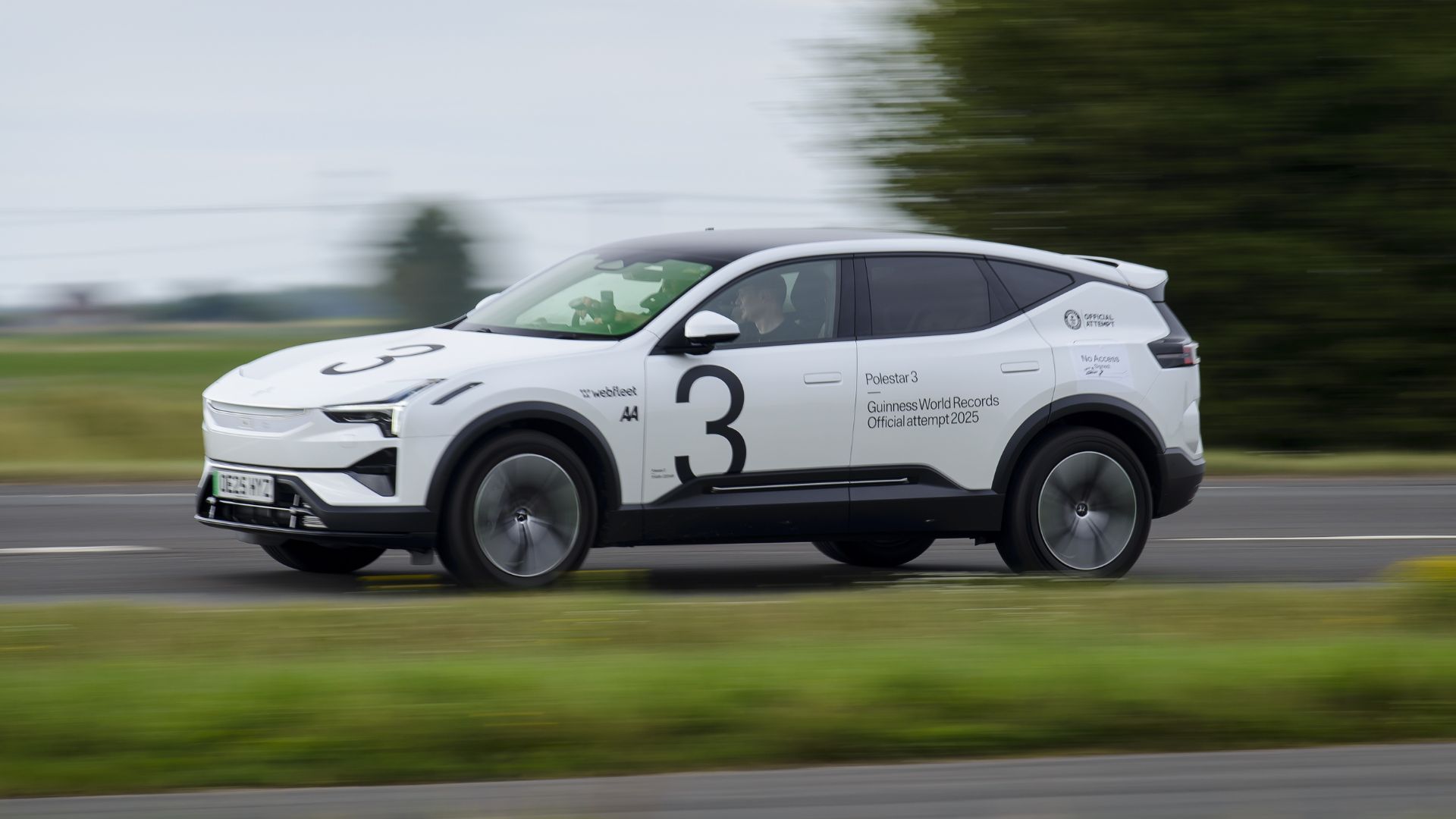 Polestar 3 thiết lập kỷ lục thế giới về quãng đường di chuyển của SUV điện với chuyến đi dài 580 dặm