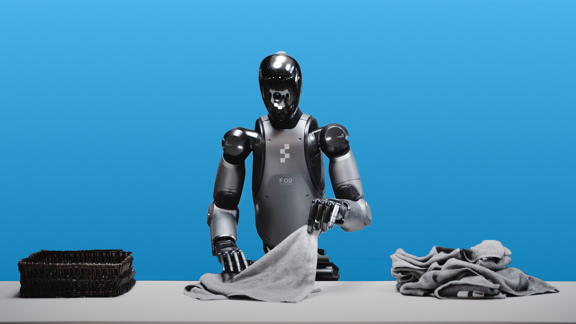 This Humanoid Robot Will Fold Your Laundry!