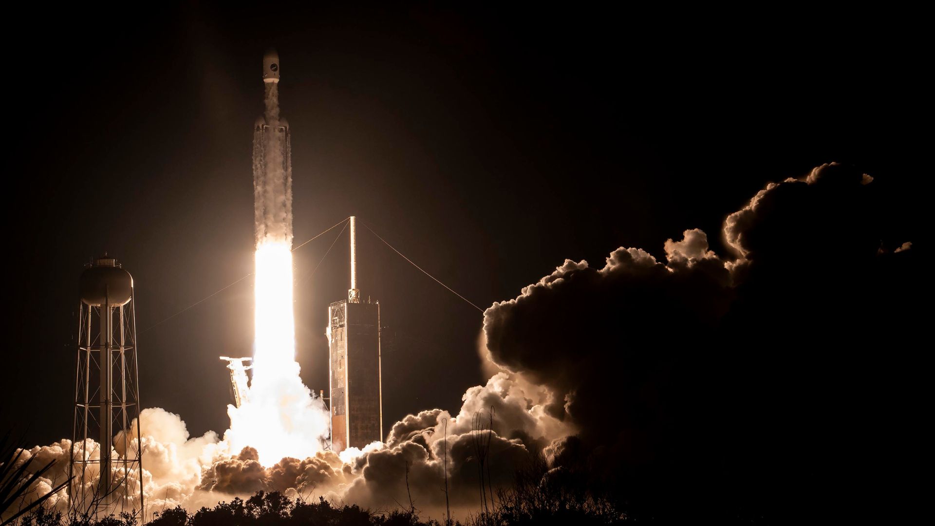 X-37B: US space plane launches on 8th mysterious military mission