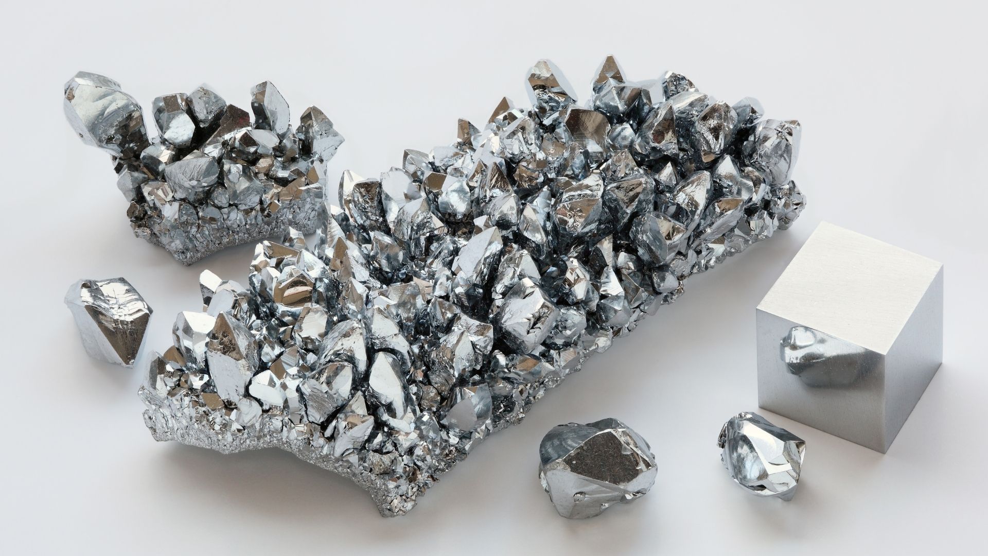 9 strongest materials that help push the limits of engineering