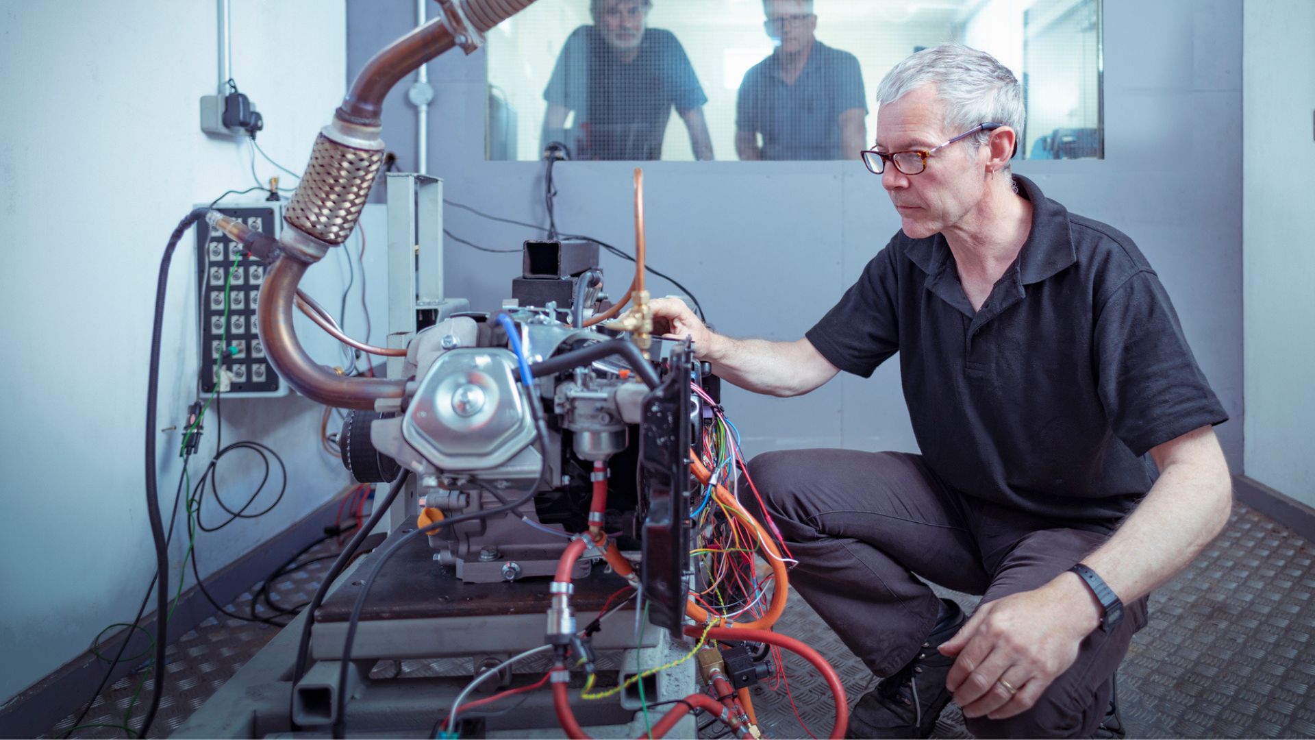 Common mineral ‘green rust’ could make hydrogen cars, ships a reality