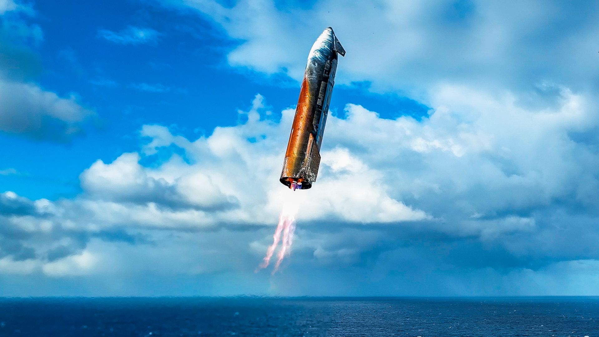 SpaceX Starship survives harsh reentry with heat shield, flaps intact