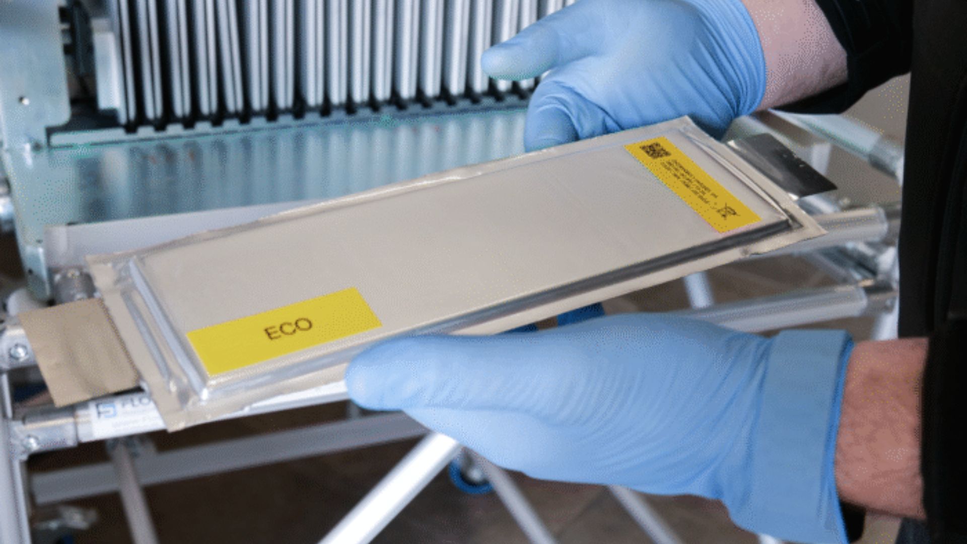 UK's first recycled EV battery cells cut carbon emissions by 32%