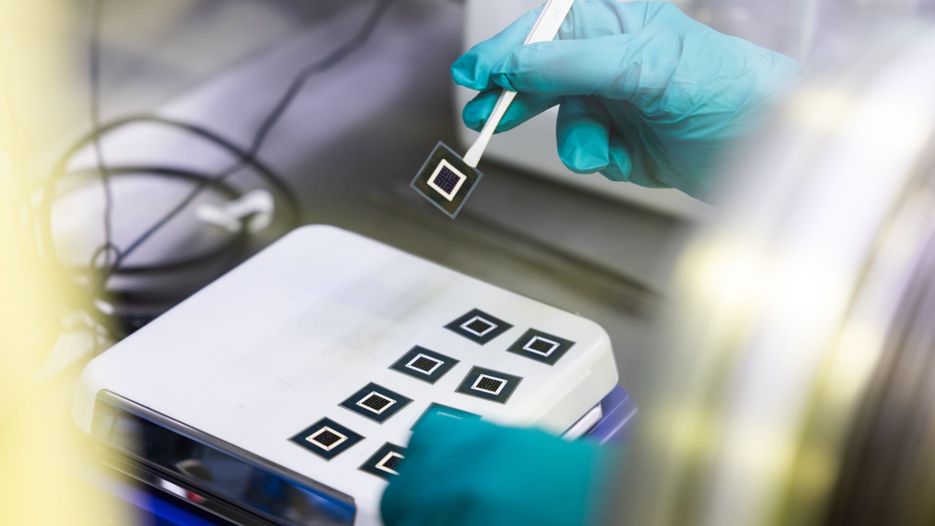 Tandem solar cells achieve 33.1% efficiency with textured silicon passivation