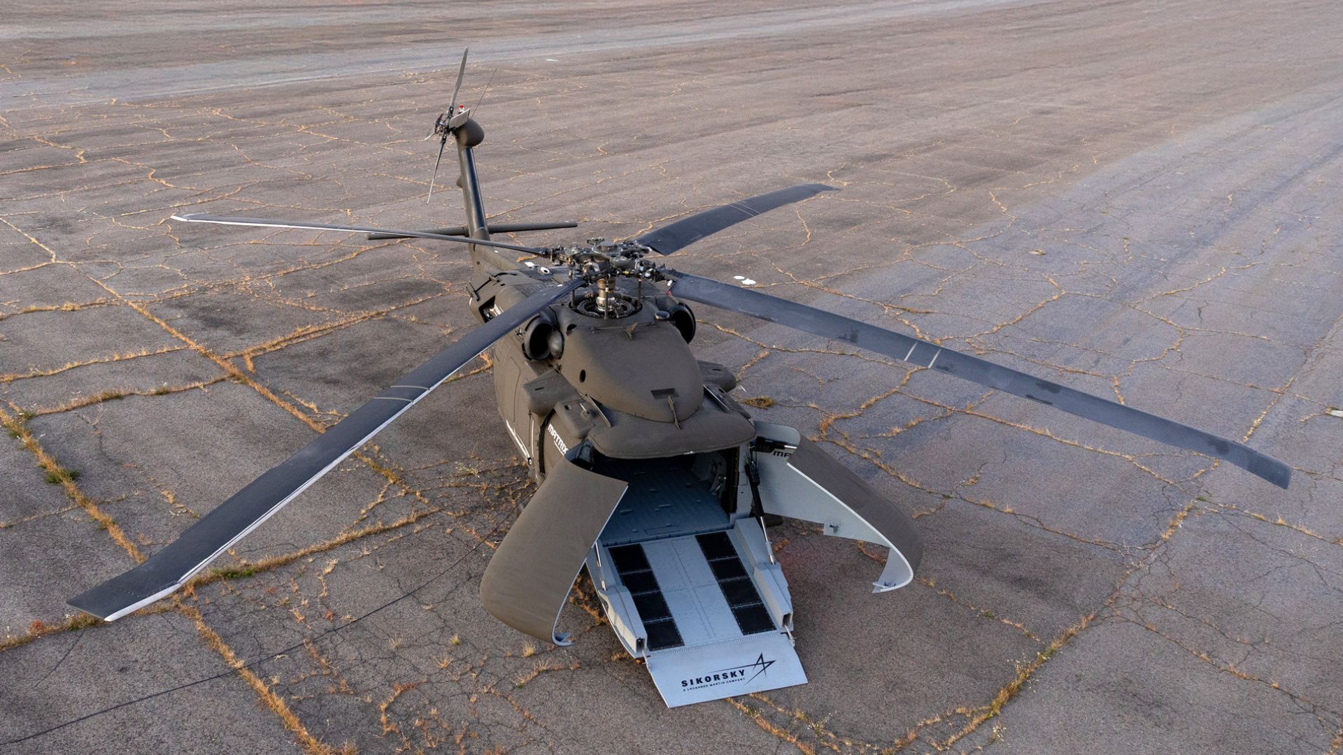 Lockheed biến trực thăng Black Hawk của Mỹ thành drone chở hàng không người lái