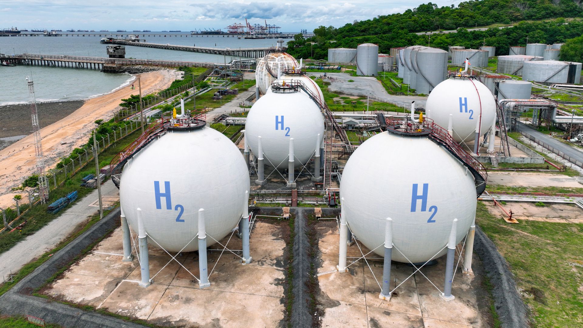 Chất thải tấm pin năng lượng mặt trời tái chế cung cấp năng lượng cho sản xuất hydro tinh khiết 100%