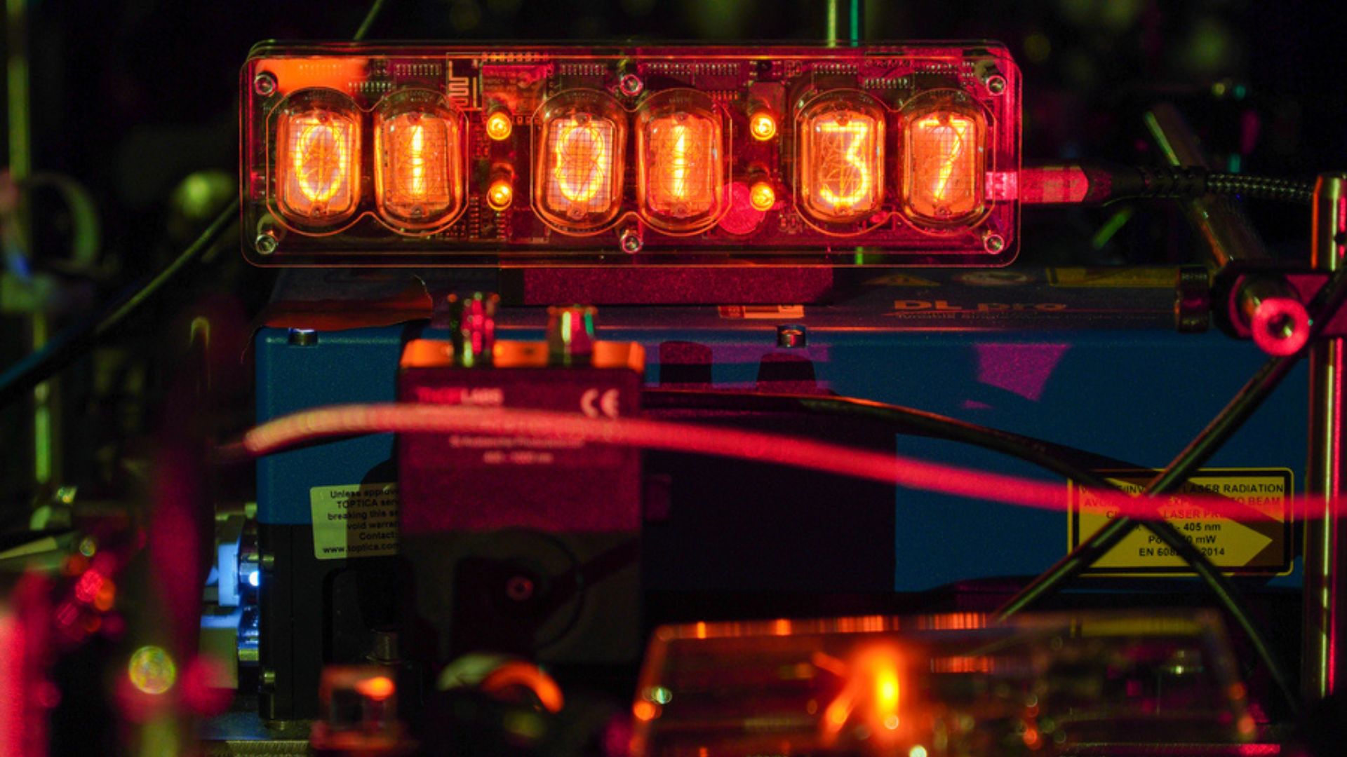 MIT doubles optical atomic clock precision with quantum trick