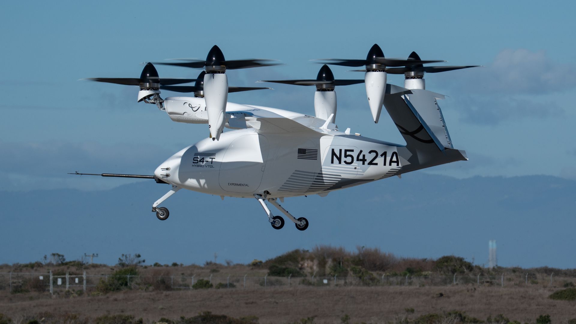 Autonomous electric VTOL aircraft for US military makes successful first flight