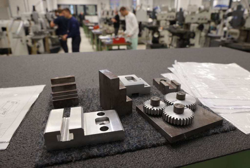 10 lĩnh vực kỹ thuật mới nổi mà mọi sinh viên đại học nên biết