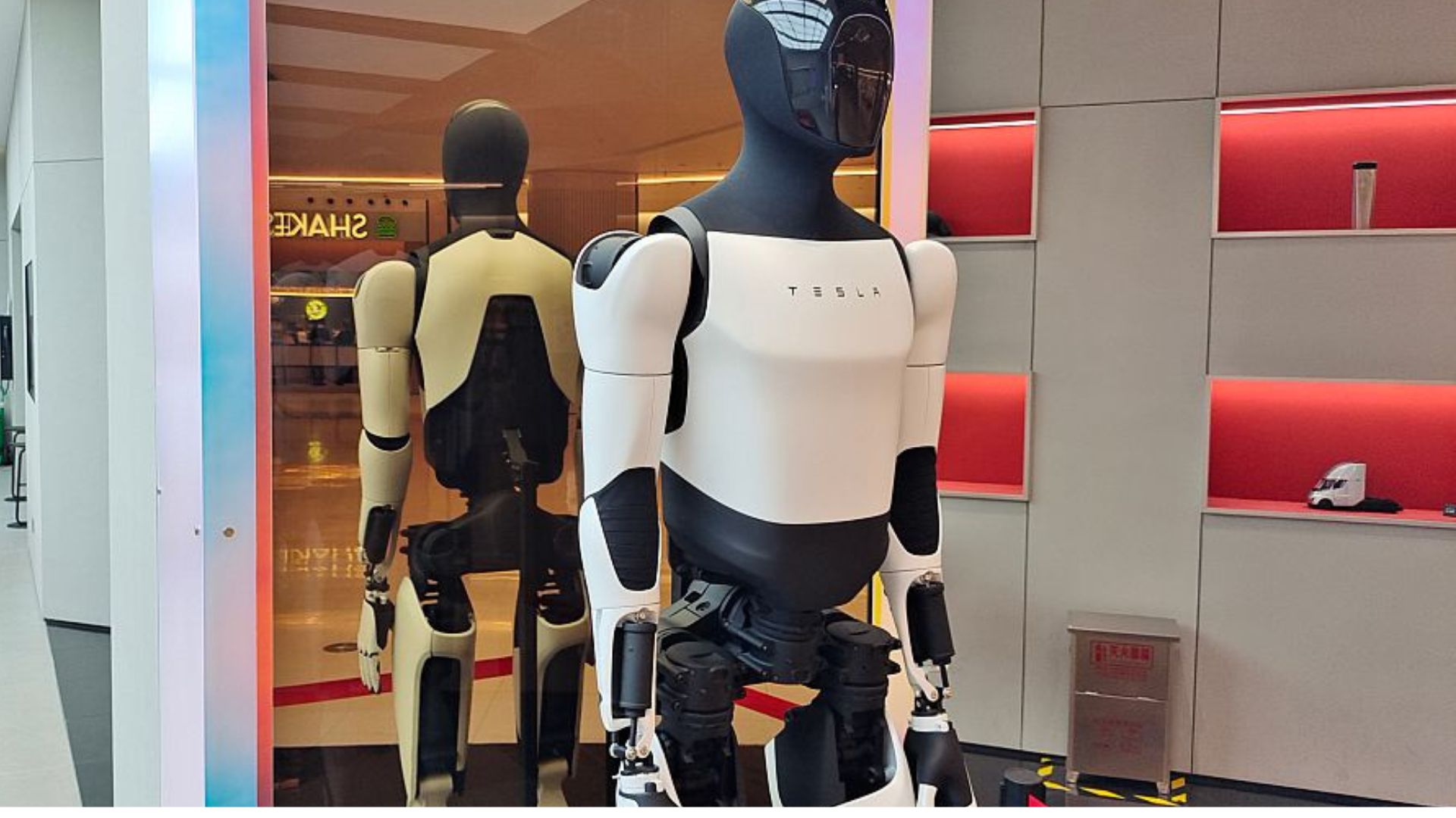 China’s Xiaomi taps ex-Musk engineer to advance robot hand tech