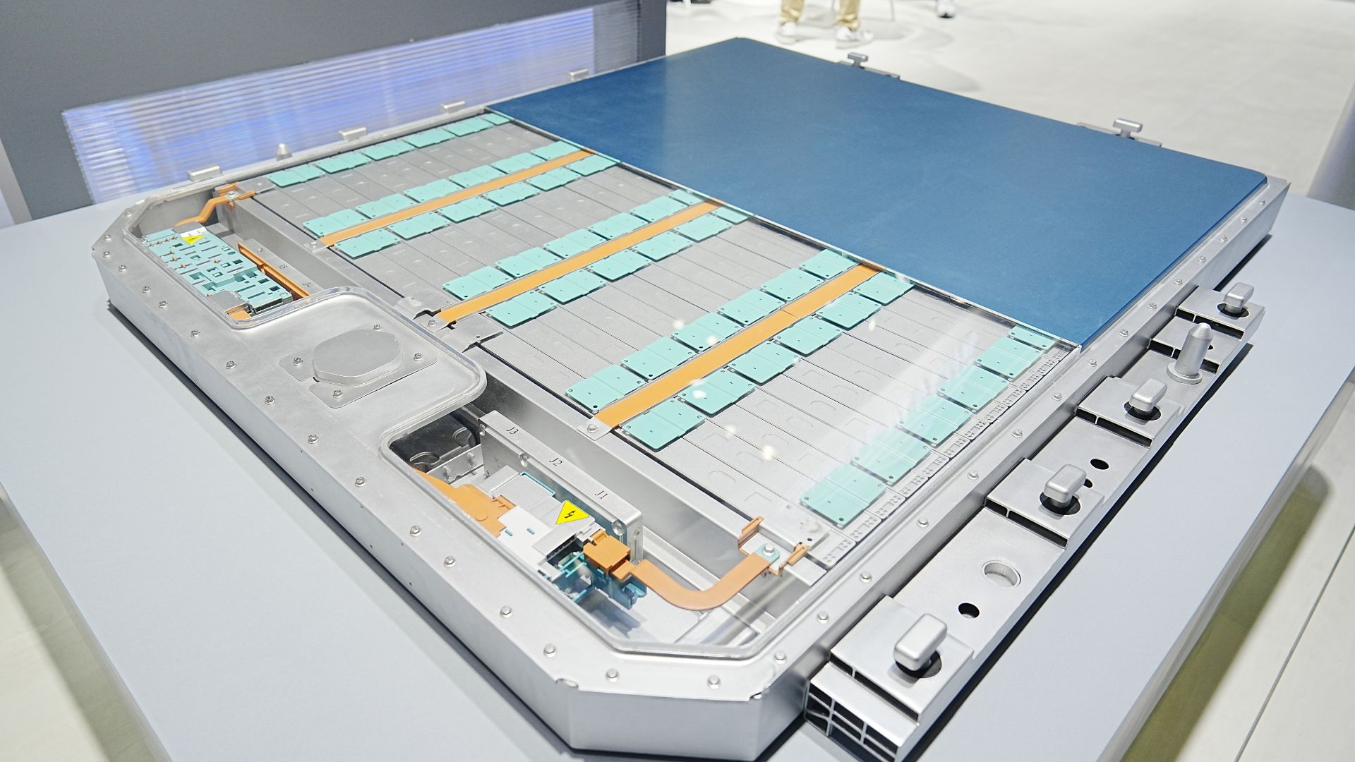 Thiết kế pin natri rắn mới có thể thay thế lithium trong xe điện