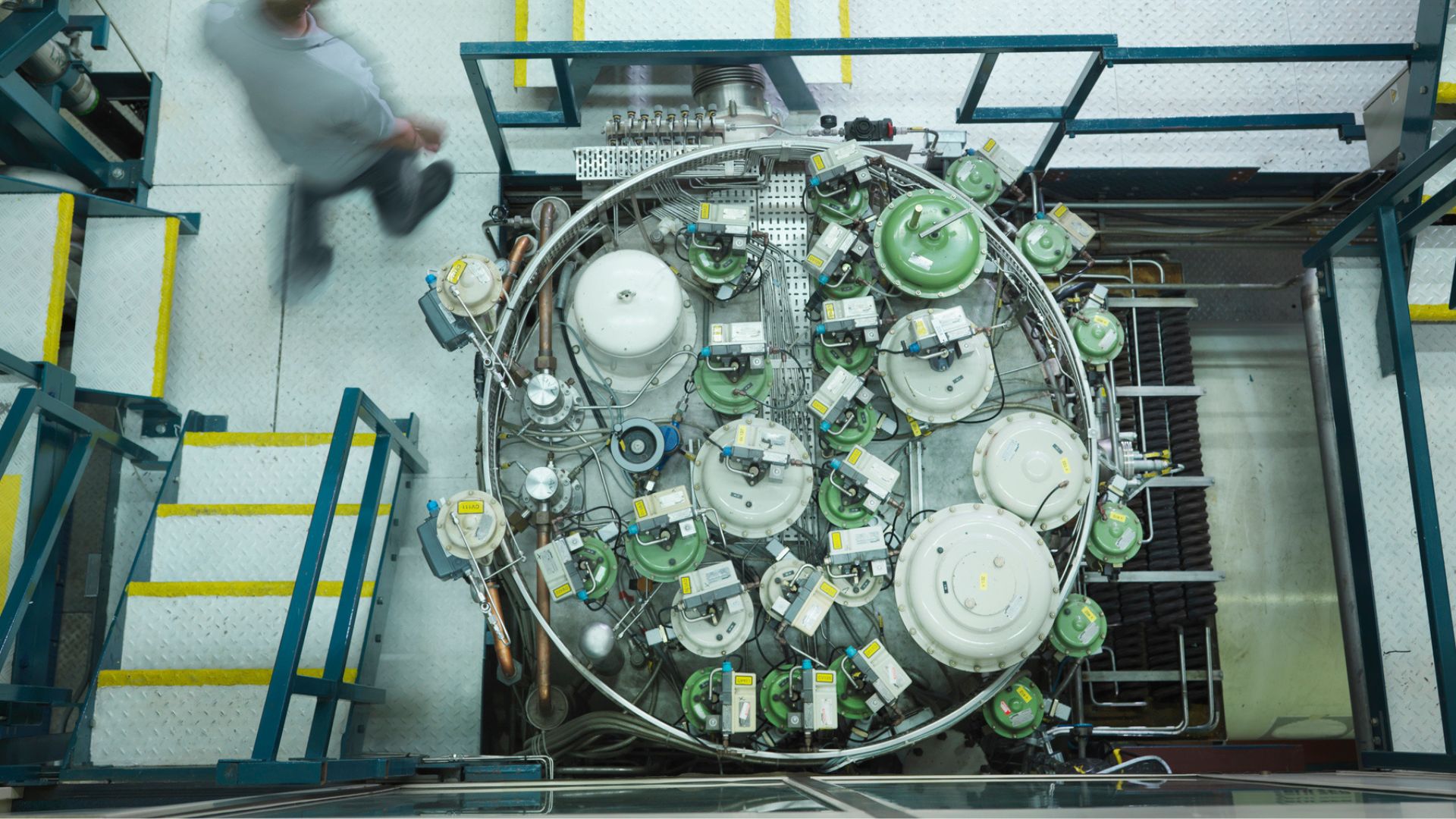 Nghiên cứu mới phát hiện khả năng tăng gấp 10 lần sản lượng hydro từ chất thải hạt nhân