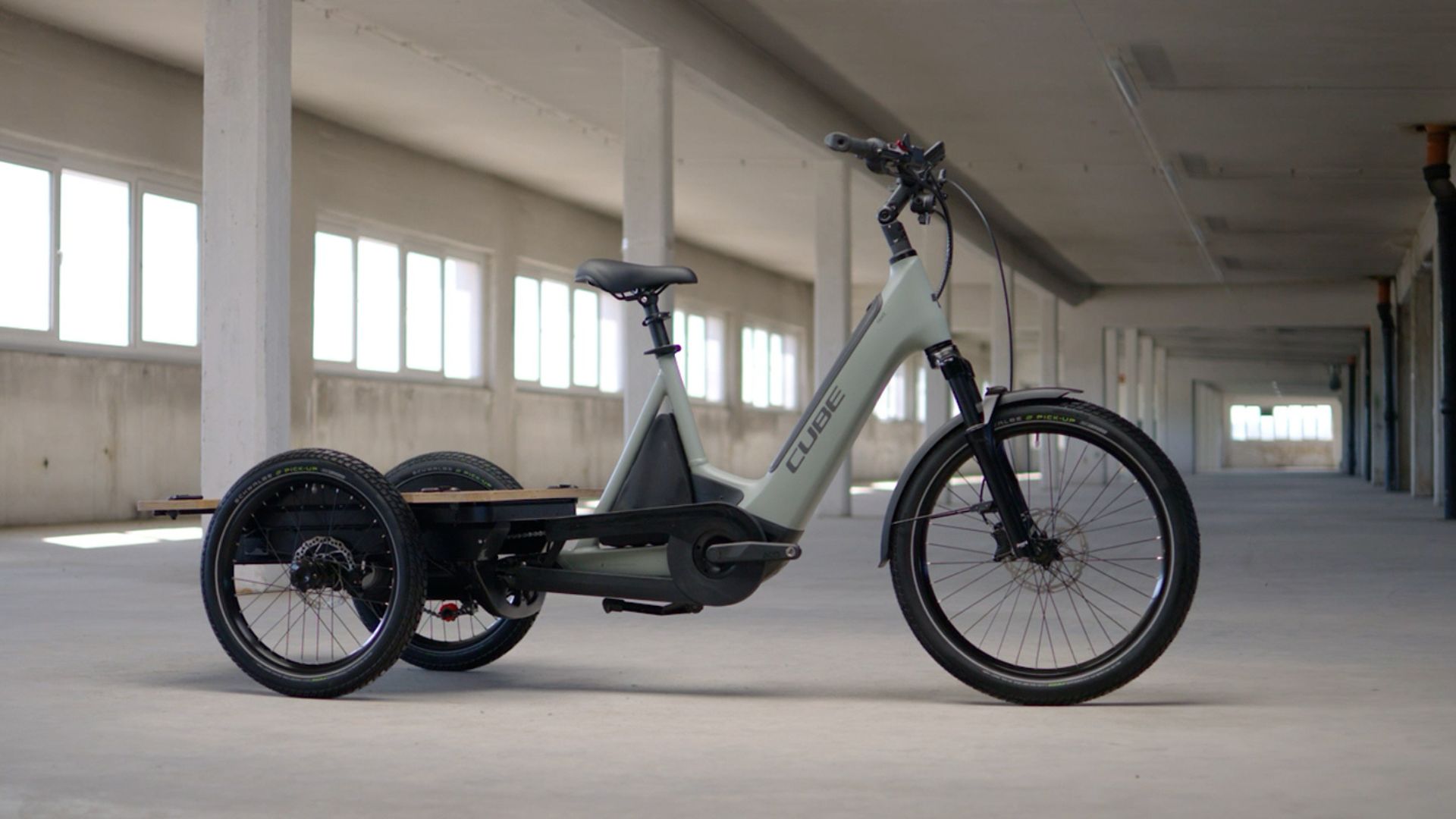 Flatbed Hybrid 750 mang sức mạnh chở hàng kiểu xe bán tải đến xe đạp điện ba bánh Cube