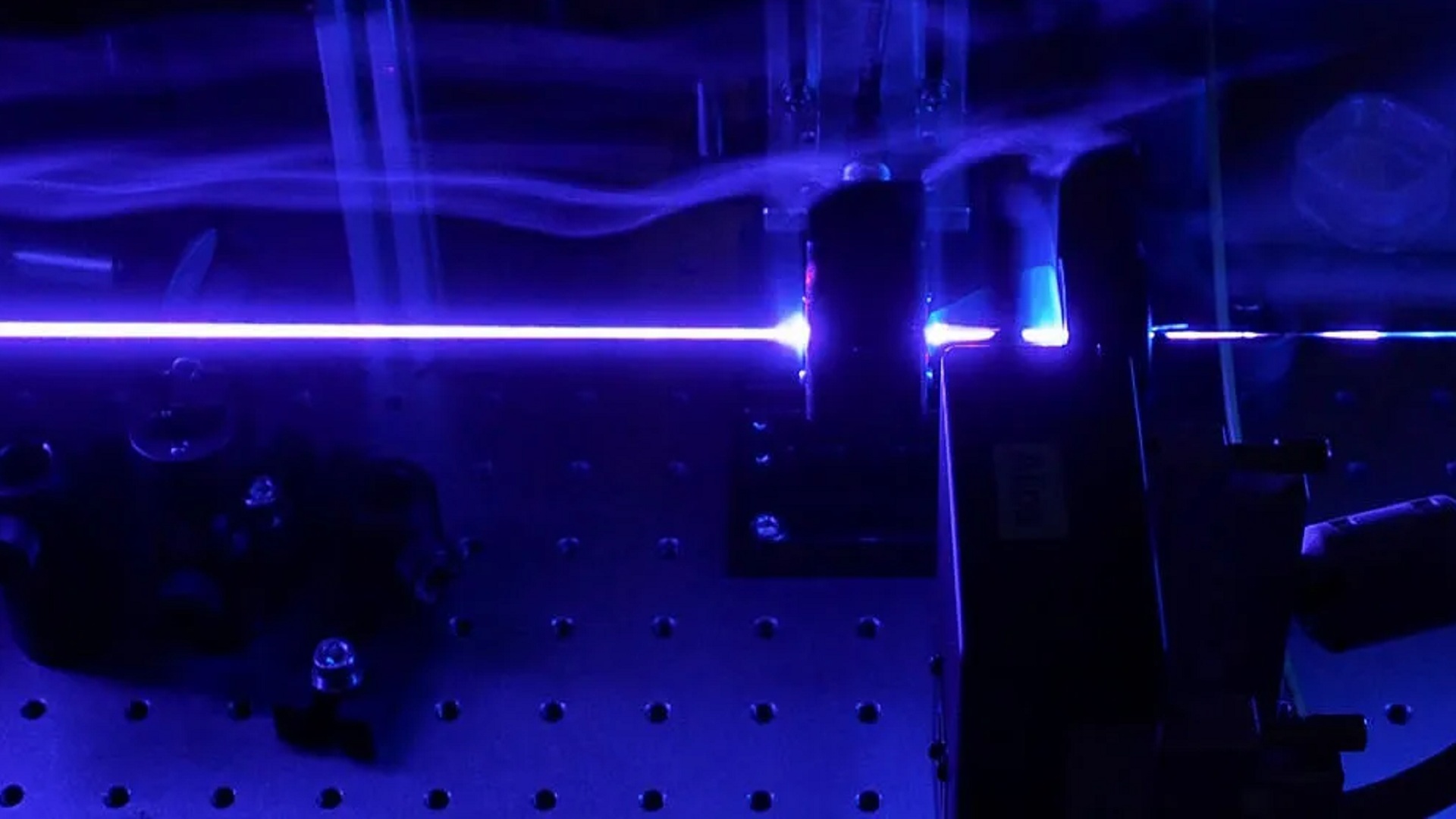 Cheap fiber helps scientists link two quantum networks for first time