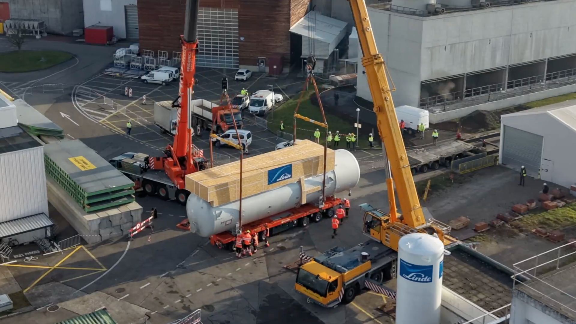 World’s largest cryogenic refrigerator gets giant cold boxes at CERN