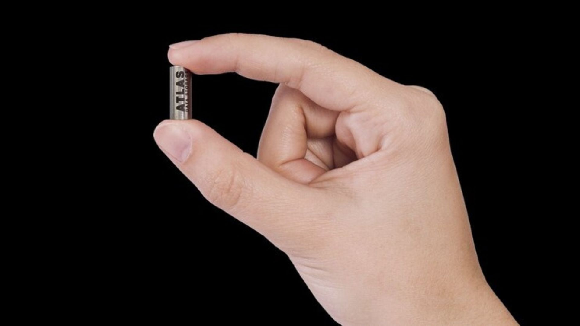 Thiết bị lưu trữ dữ liệu DNA có khả năng mở rộng đầu tiên trên thế giới được công ty Mỹ ra mắt