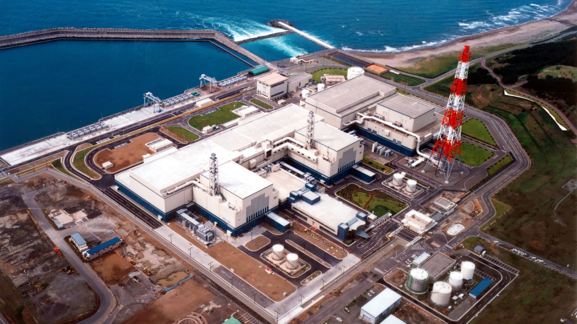 World’s largest nuclear plant could have data centers around it, Japan plans