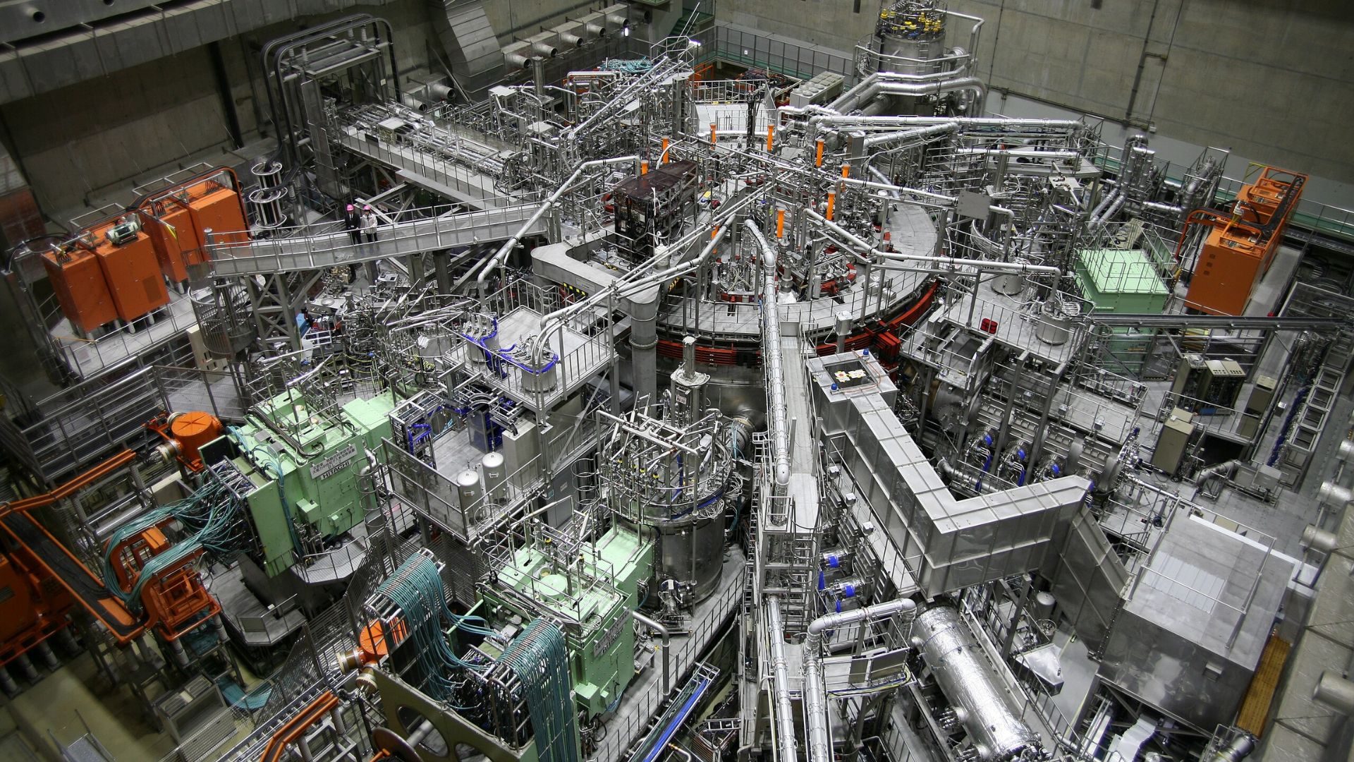 Thiết bị hợp hạch lớn nhất thế giới giải quyết thách thức chính về mất nhiệt plasma