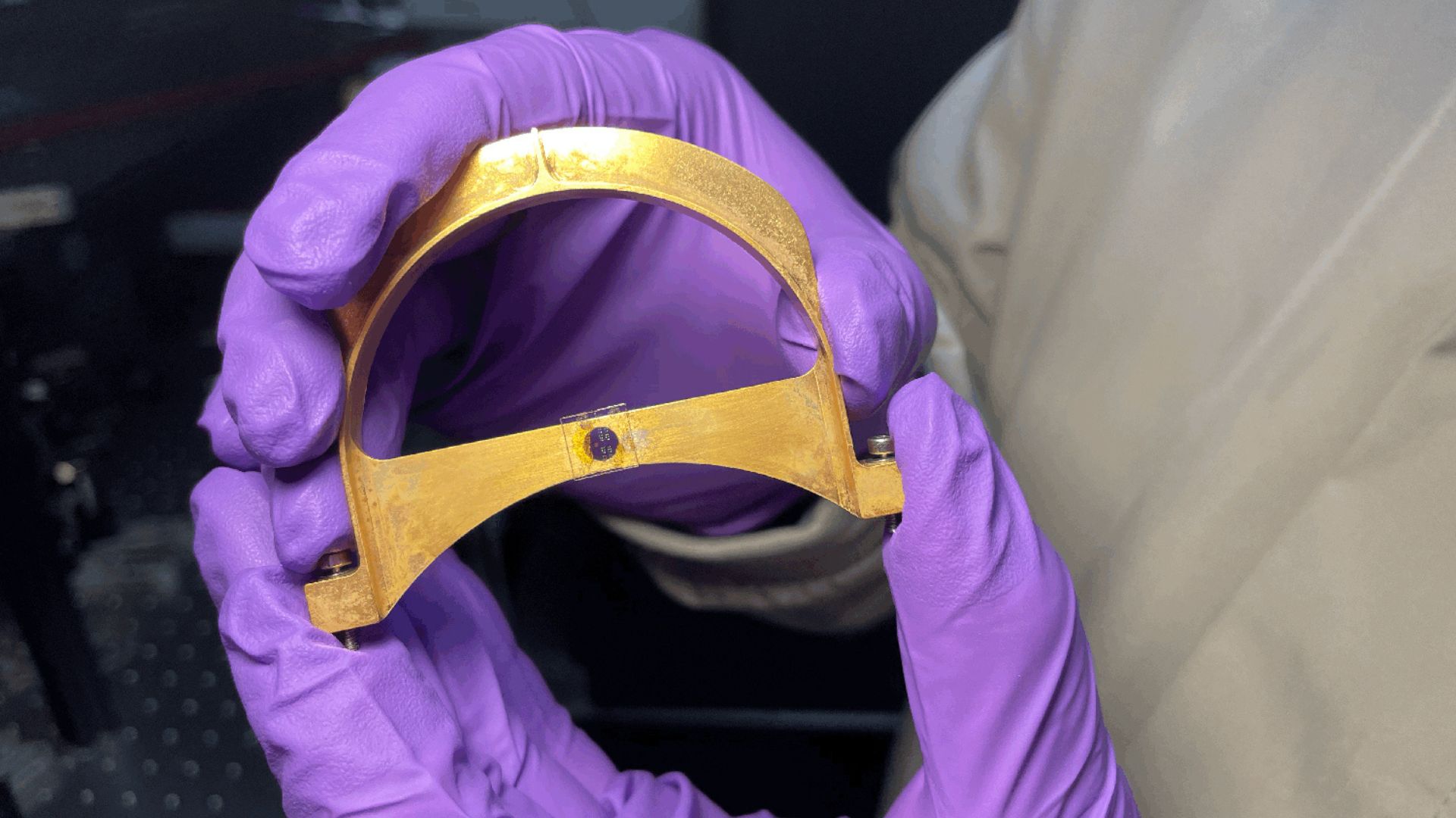 New nanoscale quantum platform operates at room temperature without extreme cooling