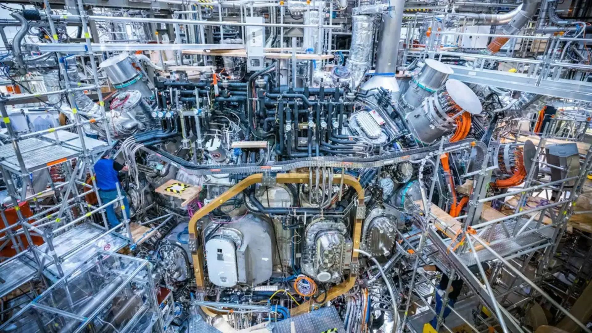 World's largest stellarator turns ten: How W7-X achieves steady plasma