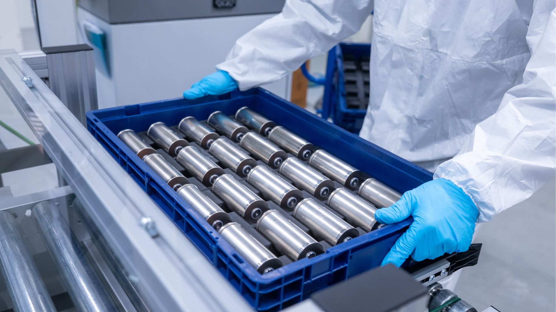 BMW khai trương cơ sở tái chế mới để tái sử dụng vật liệu pin xe điện