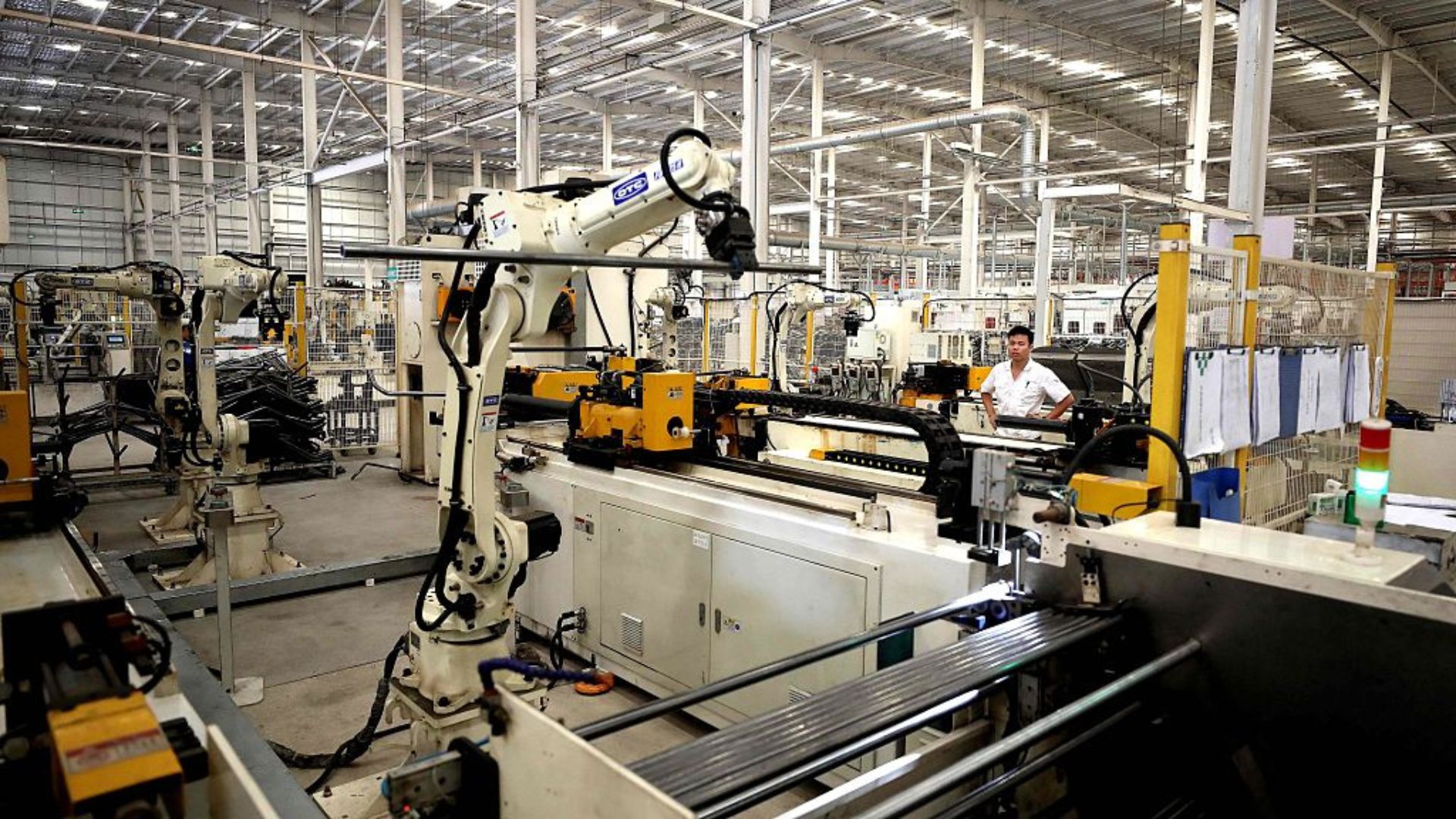 Tại sao việc tìm nguồn linh kiện tùy chỉnh lại đang làm suy yếu các đội ngũ phần cứng