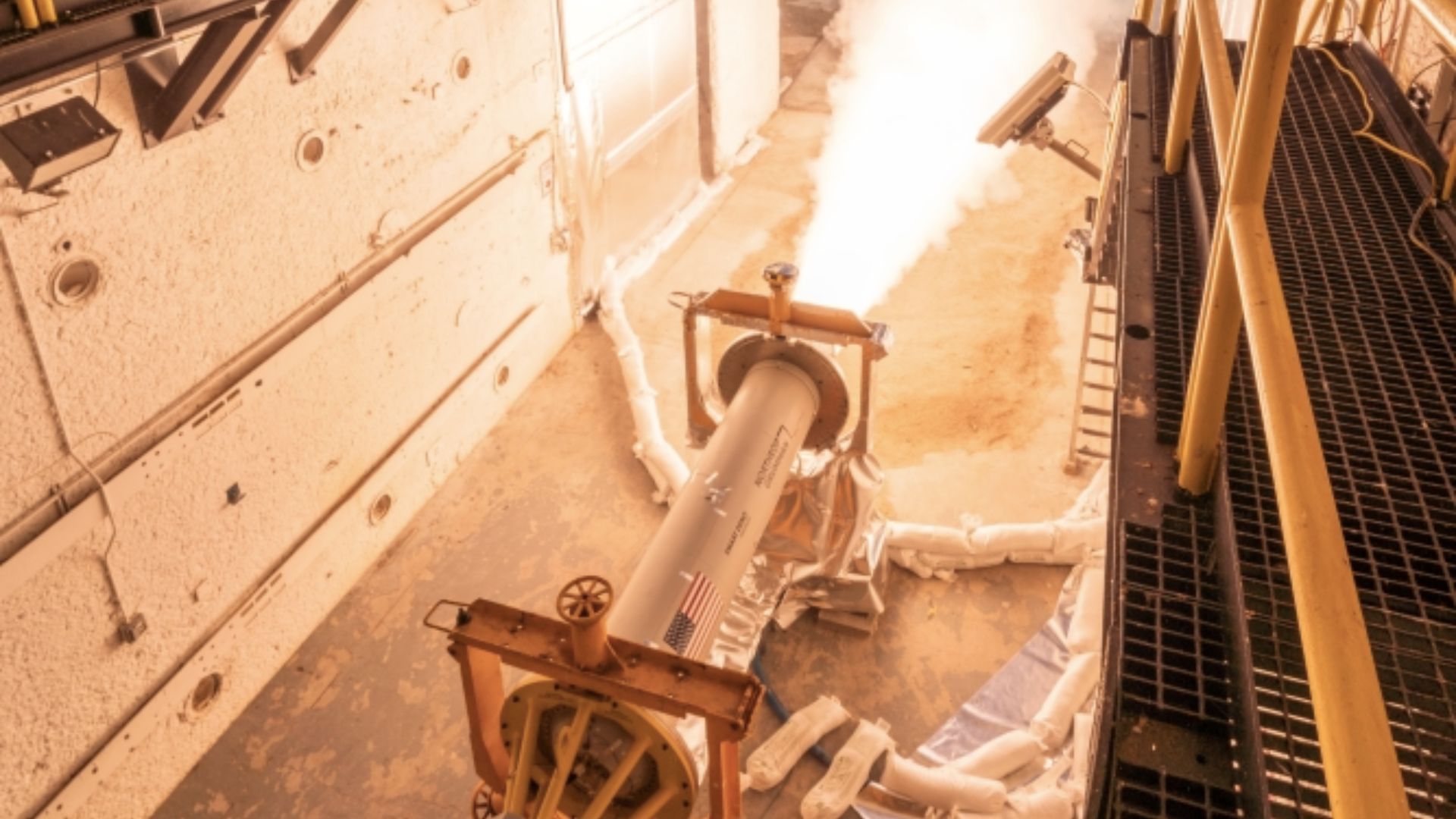 US firm fires solid rocket motor, tests propulsion tech that can be applied to target vehicles