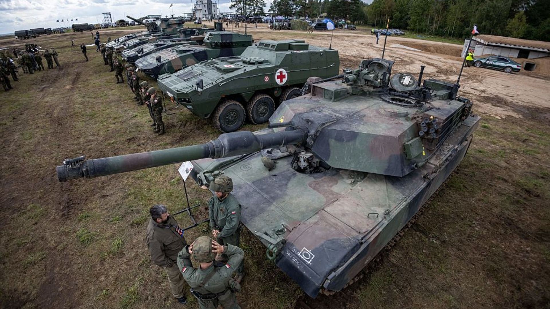 NATO planning ‘unmanned defense zone’ with robots, drones along Russia border