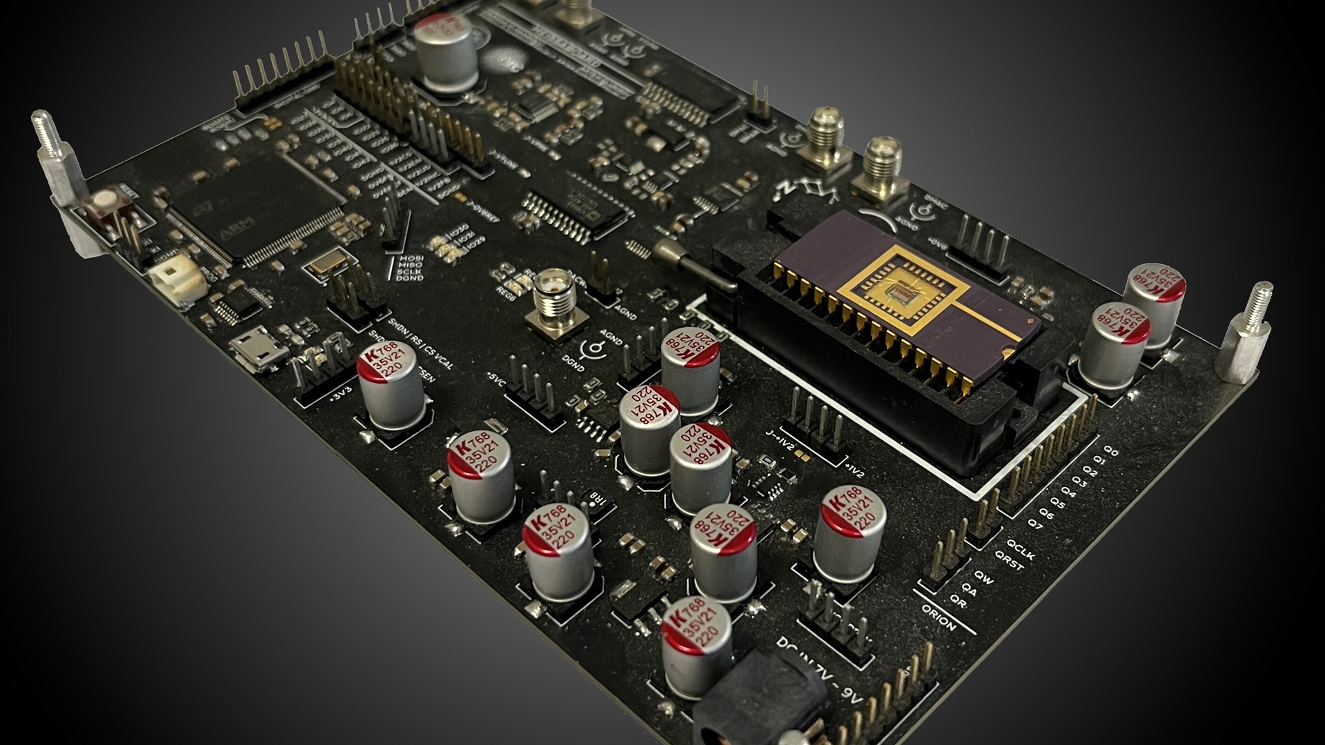 Scientists develop analogue chip to cut data-center energy use and ...