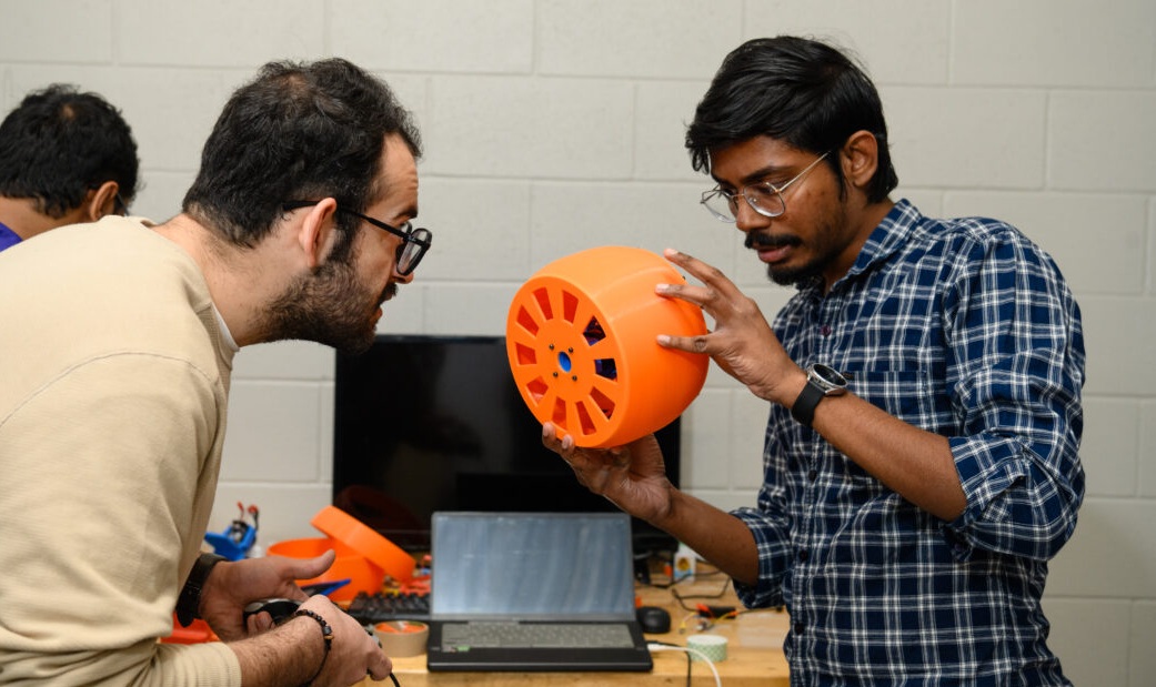 Clemson Researchers Build Robots Using Centripetal Force