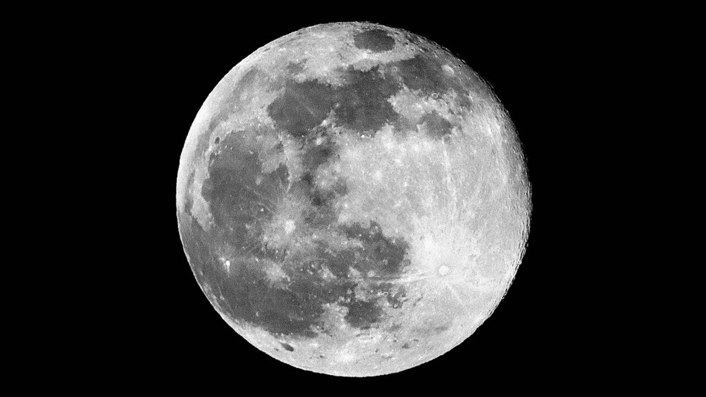 Lab-aged moon rock offers new clues about how water forms on the lunar surface