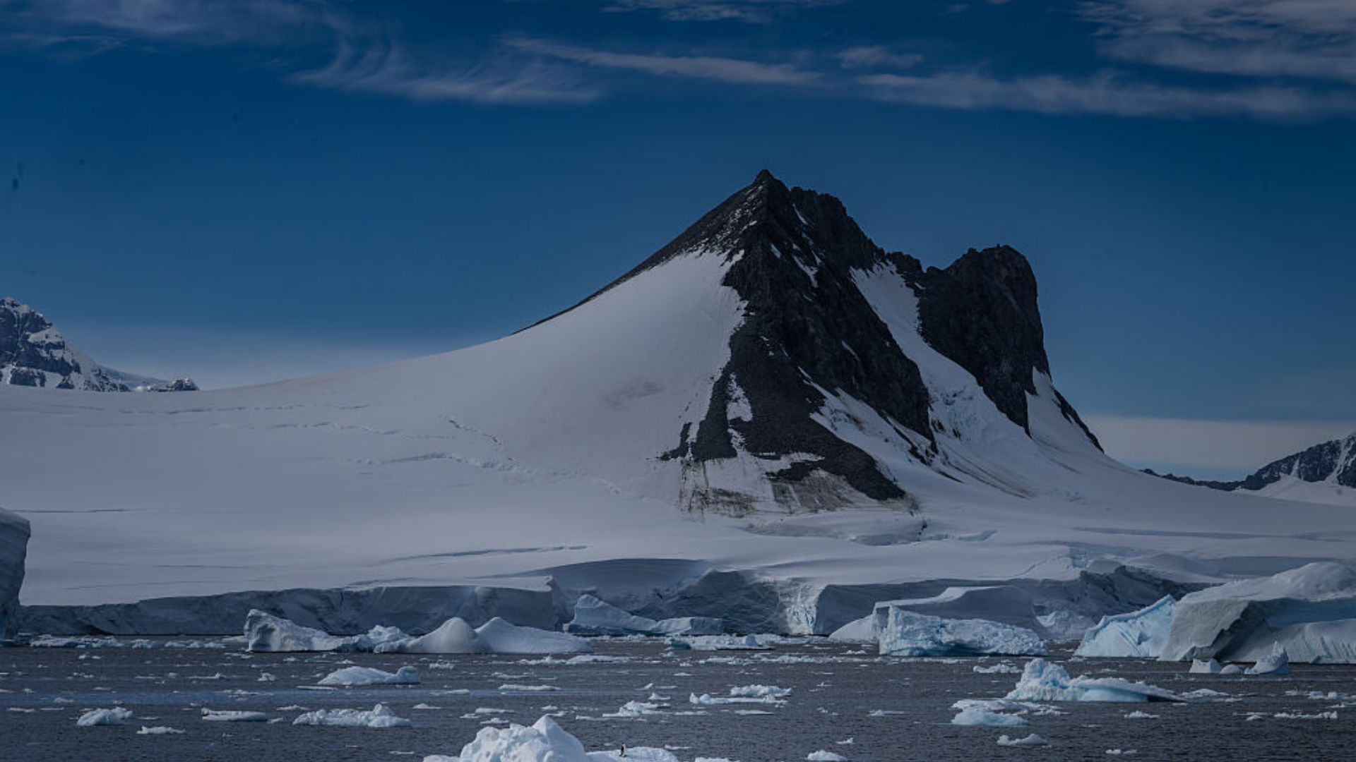 Scientists tie Antarctica's 'gravity hole' to deep rock shifts 50 million years ago
